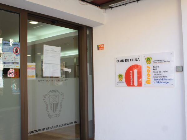 Horari especial de les oficines municipals de Santa Eulària des Riu per a consultar el cens electoral de cara a les eleccions europees del 9 de juny